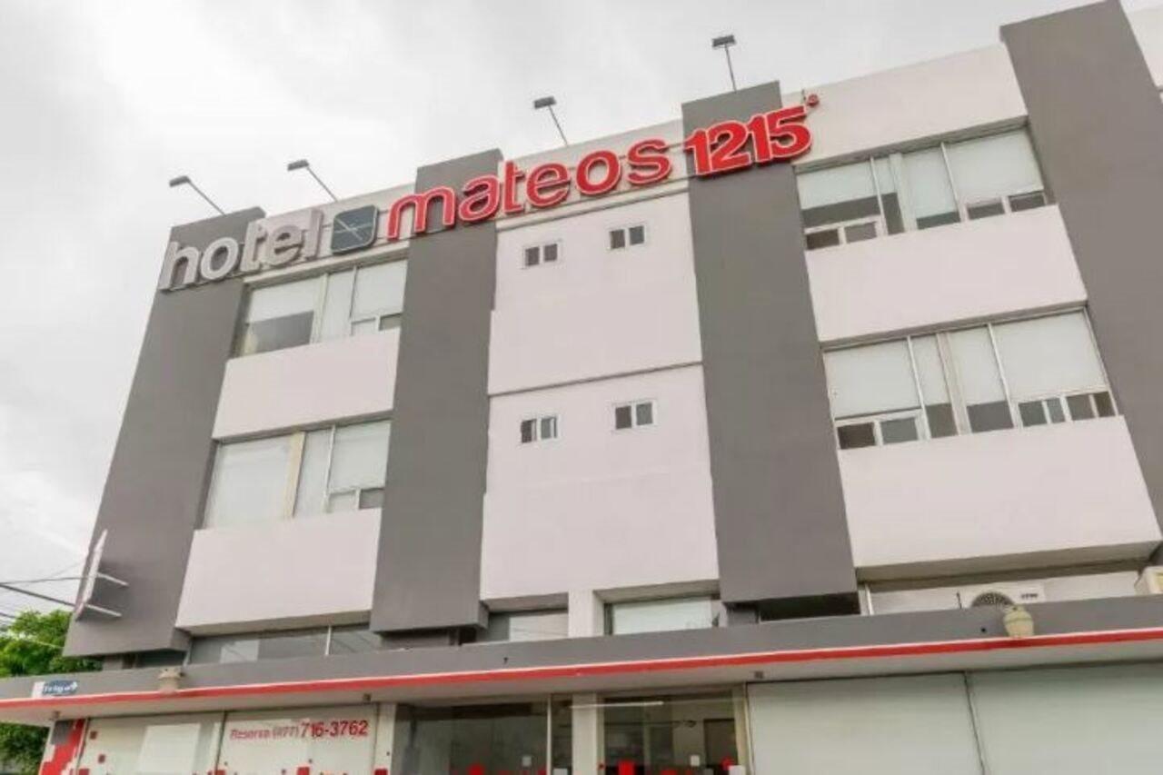 Hotel Mateos 1215 ليون المظهر الخارجي الصورة